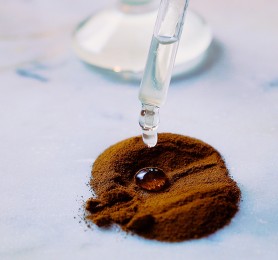 Capítulo 1: Claudia Salinas (Artesana en tintes naturales)