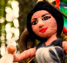 Capítulo 5: Paulina Castillo (Licenciada en Artes y artesana en lana) Capítulo 5: Paulina Castillo (Licenciada en Artes y artesana en lana)