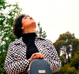 Capítulo 3: Katy Erices (Cantante) 