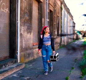 Capítulo 4: Romina Cuevas (Maquilladora)