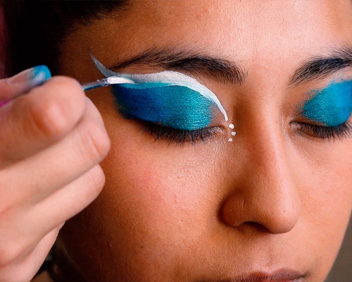 Capítulo 4: Romina Cuevas (Maquilladora)